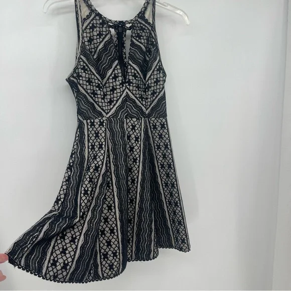 Free People Black Lace Mini Dress Twee Indie Boho Y2K Size 2 - Picture 4 of 13
